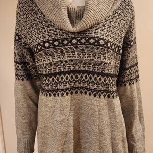 Calvin Klein Gray and Black Patterned Cowl Neck Sweater